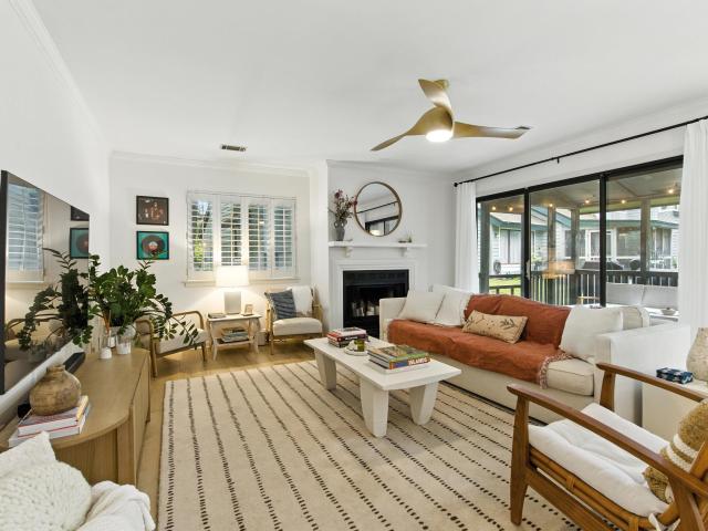 Townhouse for sale in Mount Pleasant