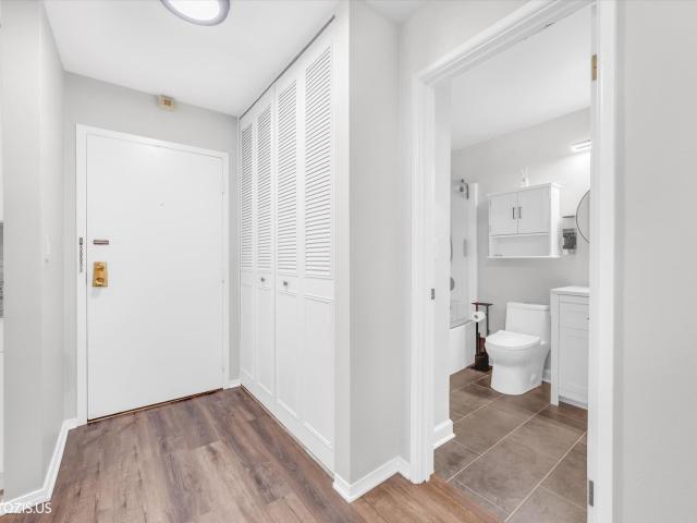 Condo for sale in Buffalo Grove, Illinois