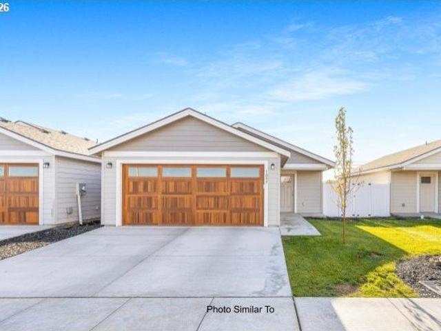 Townhouse for sale in Oregonia