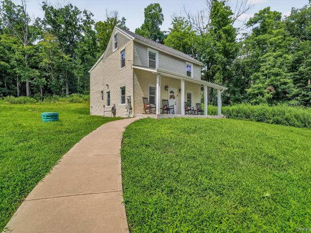 House for sale in Southfields, New York