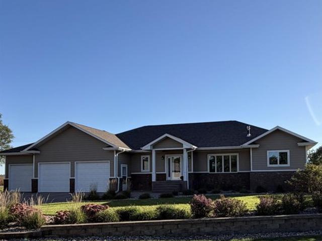 House for sale in Freeman, Hutchinson County