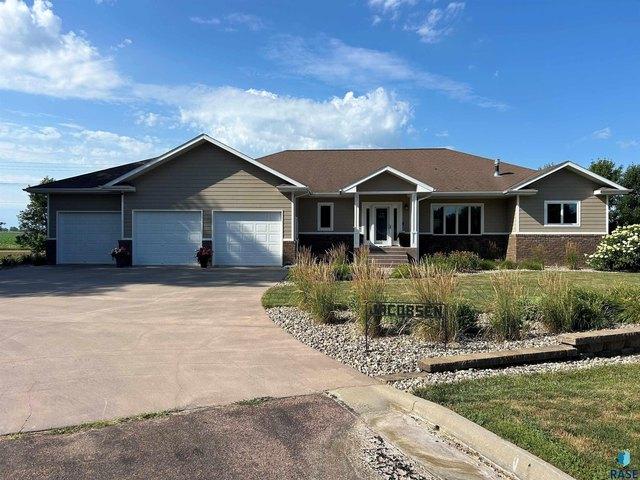House for sale in Freeman, South Dakota