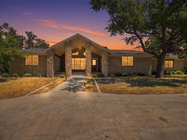 House for sale in Lampasas, Lampasas County