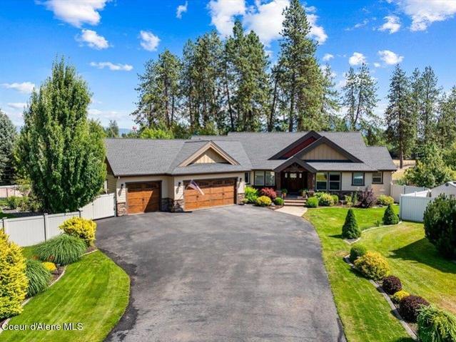 House for sale in Hayden, Idaho