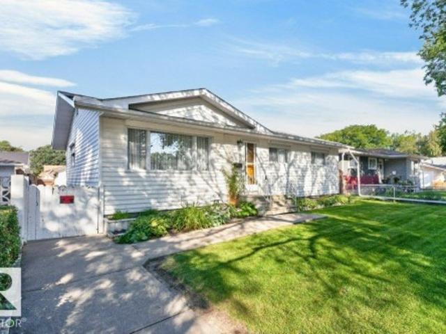 House for sale in Wedgewood, Alberta