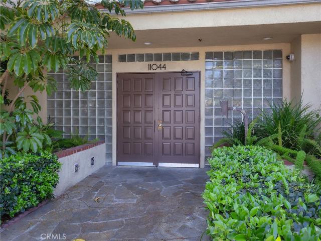 Townhouse for sale in Studio City Neighborhood Council District, Canoga Park