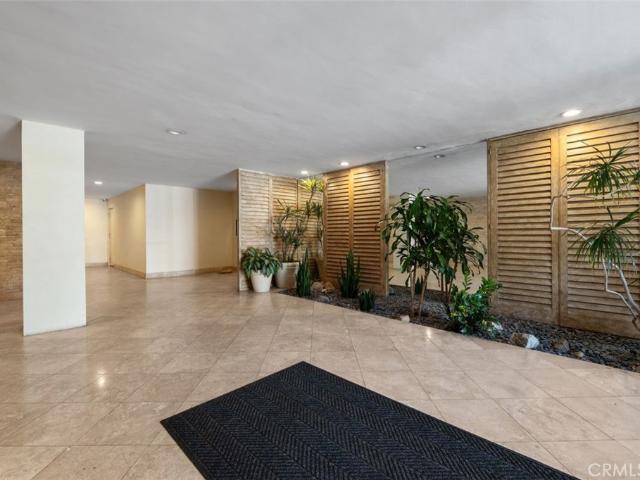 Condo for sale in Canoga Park, California