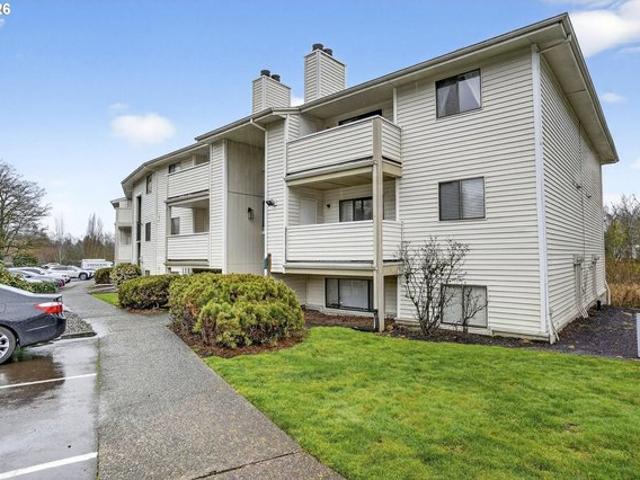 Condo for sale in Oregonia