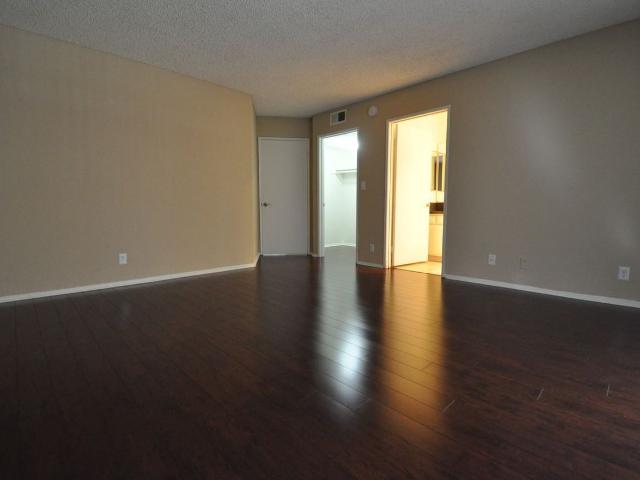 Apartment for rent in North Hollywood Neighborhood Council District, Canoga Park