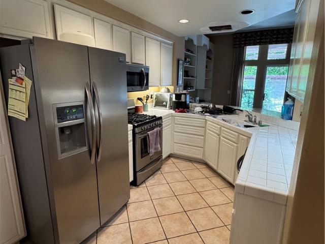 Condo for sale in Tustin, California
