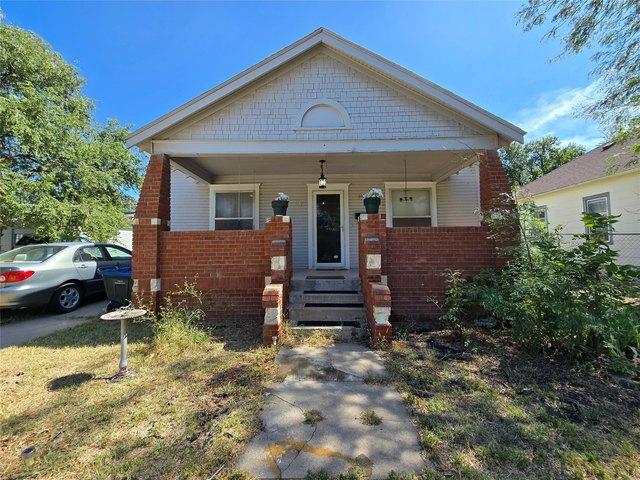 House for sale in Dodge City, Ford County