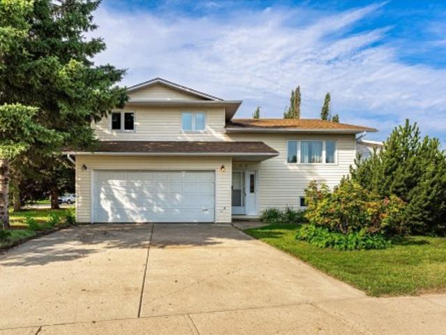 House for sale in Wedgewood, Alberta