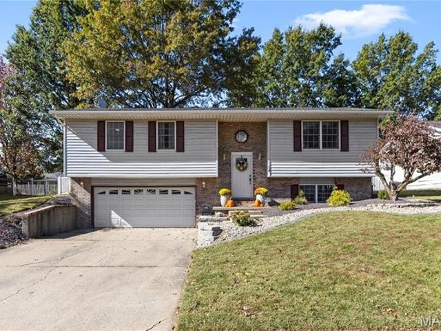 House for sale in Bethalto, Illinois