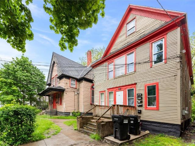 House for sale in Syracuse, New York