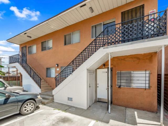 Apartment for rent in Long Beach, California