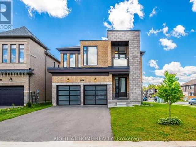 House for sale in Woodstock, Ontario