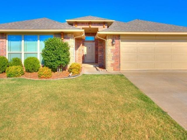 House for sale in Yukon, Oklahoma