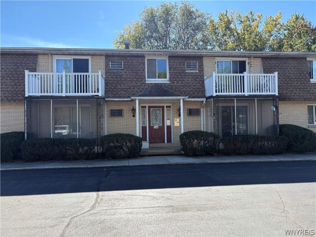 Condo for sale in Gardenville, Town of West Seneca