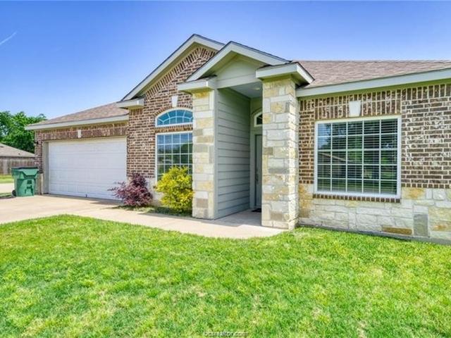 House for sale in Madisonville, Texas