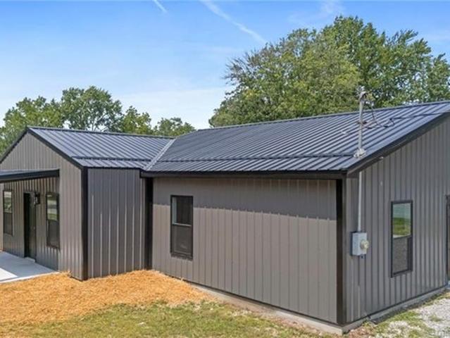 House for sale in Austin, Indiana