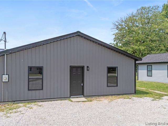House for sale in Austin, Indiana