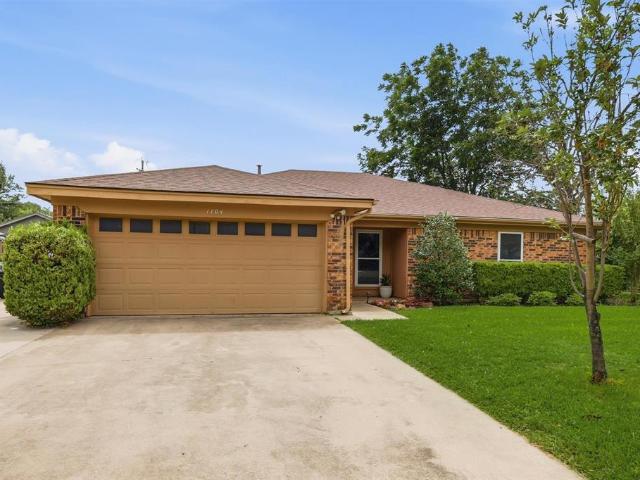 House for sale in Bedford, Texas