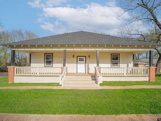 House for sale in Harrison, Texas