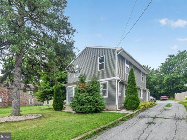 House for sale in Douglassville, Pennsylvania
