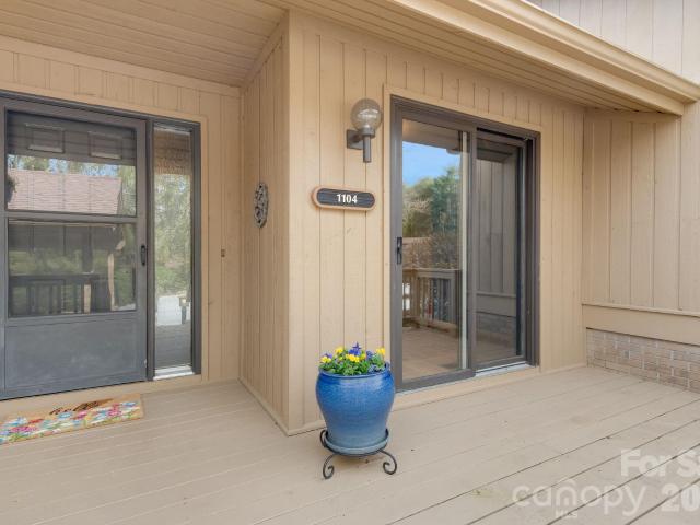 Condo for sale in Hendersonville, North Carolina