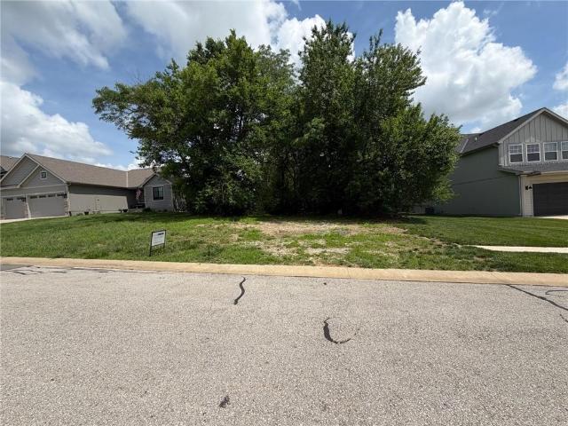 Land for sale in Hidden Creek, Louisburg
