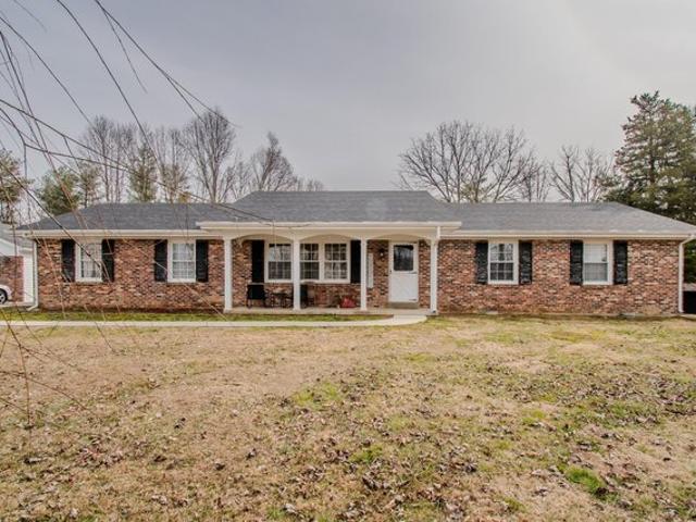 House for sale in Beattyville, Kentucky