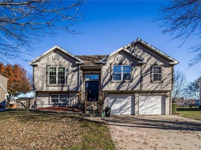 House for sale in Cameron, Missouri