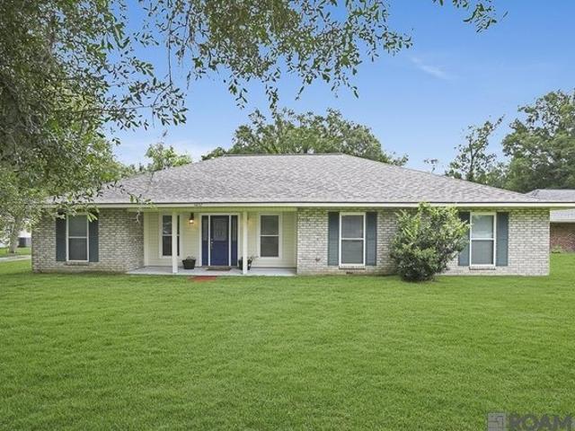 House for sale in Saint Amant, Louisiana