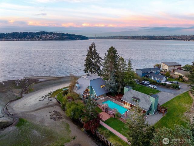 House for sale in Fox Island, Washington
