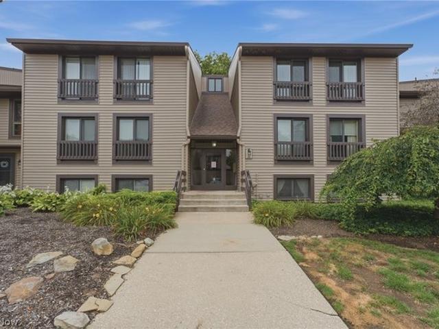 Condo for sale in Summit, Ohio
