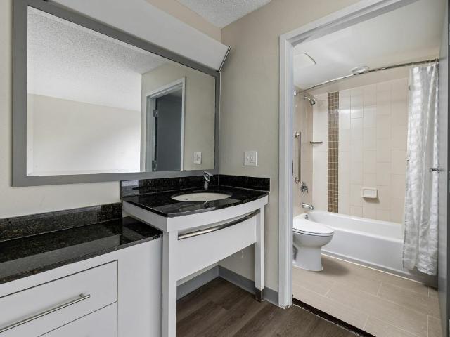 Apartment for rent in Bradford Crossing Apartments, Raleigh