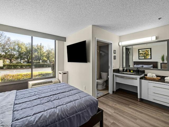 Apartment for rent in Bradford Crossing Apartments, Raleigh