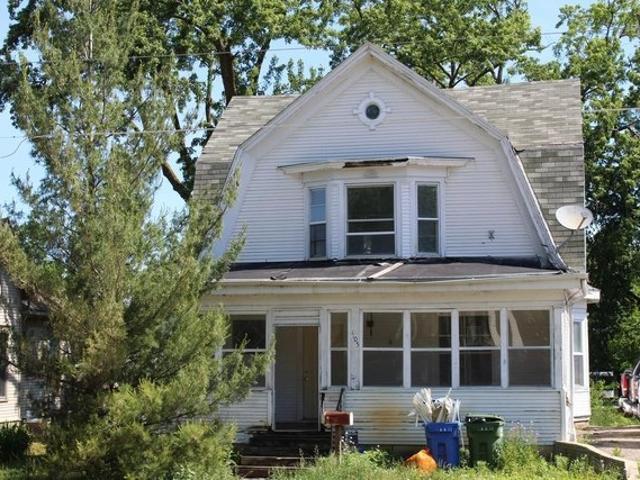 House for sale in Charles City, Iowa