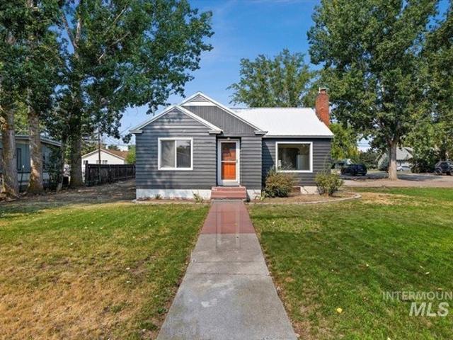 House for sale in Gooding, Idaho