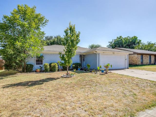 House for sale in Crowley, Texas