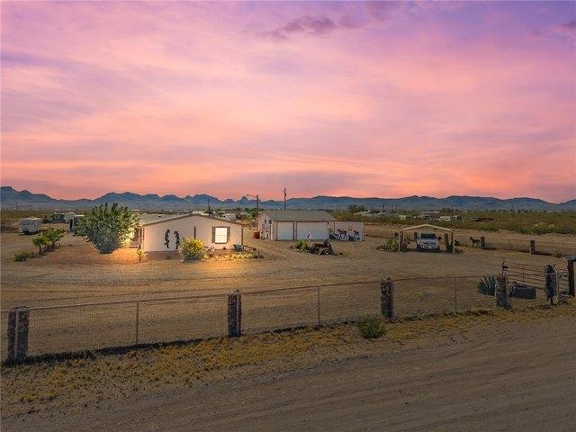 House for sale in Arizona