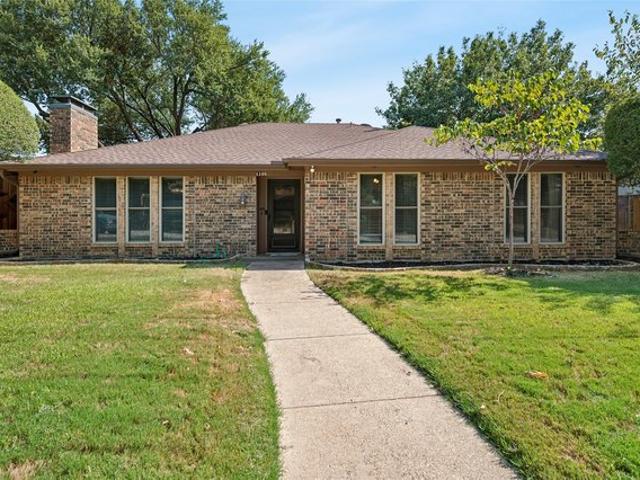 House for sale in Denton, Texas