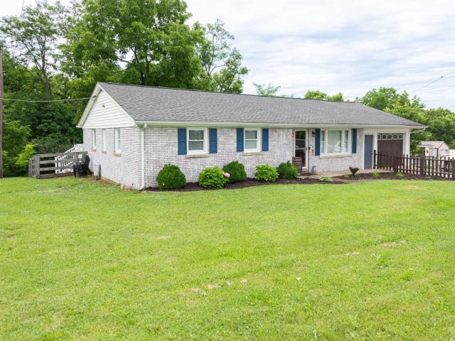 House for sale in Stamping Ground, Kentucky