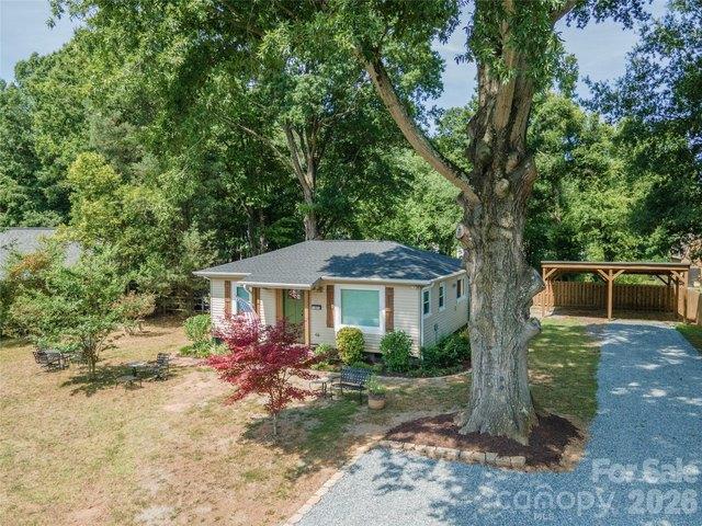 House for sale in Mooresville, North Carolina