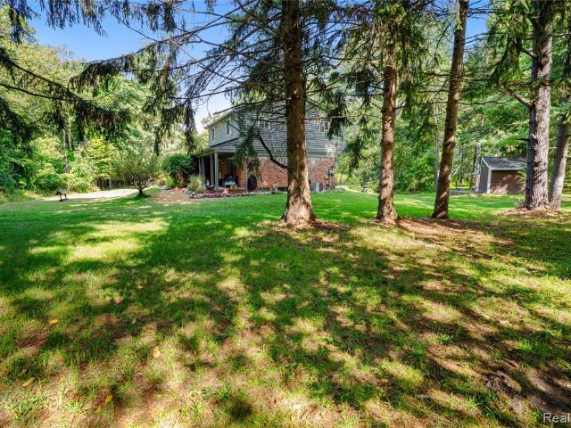 House for sale in Davisburg, Michigan