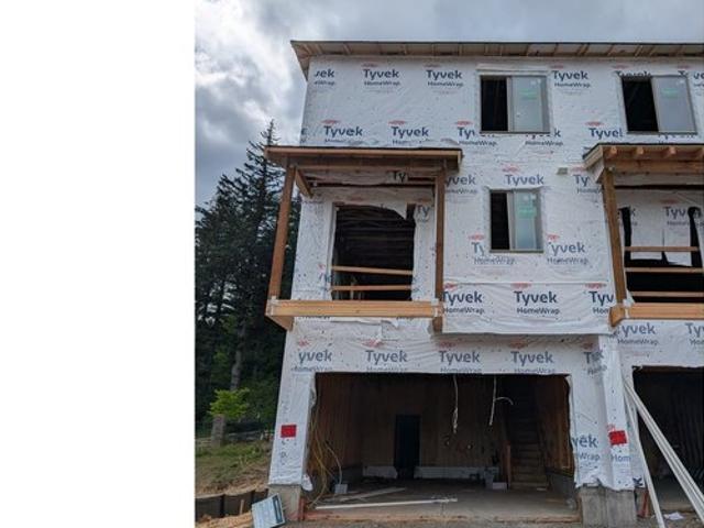Townhouse for sale in Oregonia