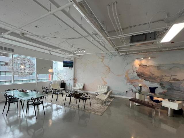 Office for sale in Surrey, British Columbia