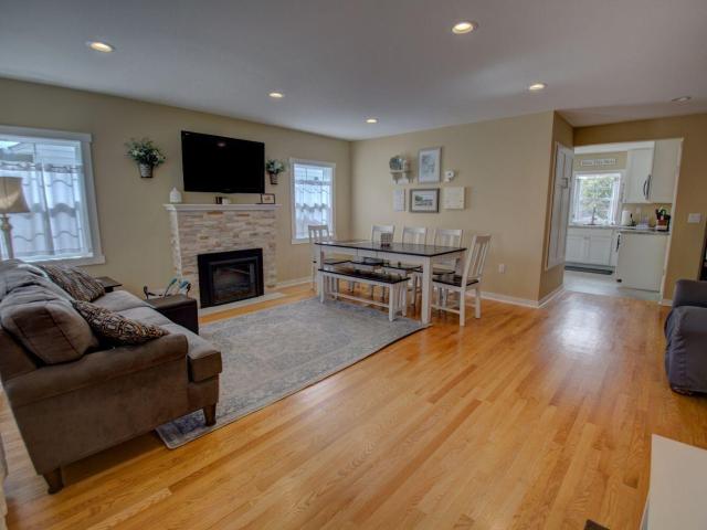 House for sale in Bluffside, La Crosse