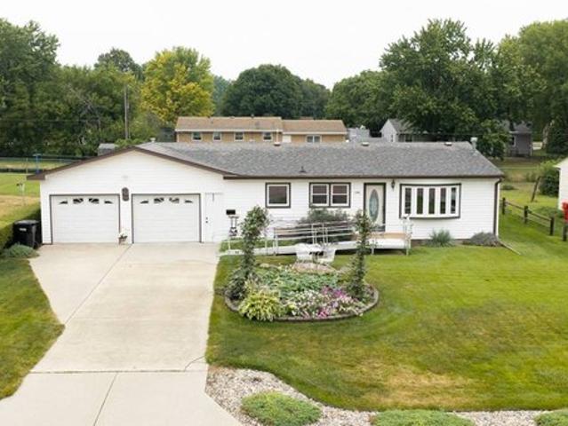 House for sale in Yankton, South Dakota