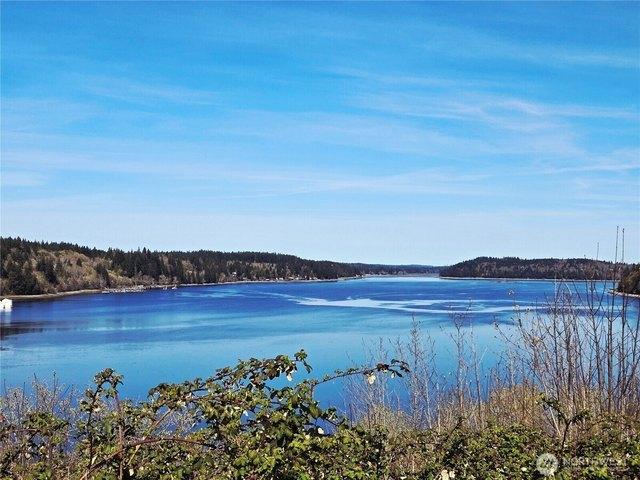 House for sale in Shelton, Washington